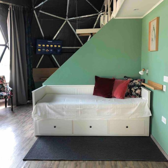 Domeglamping At Fishinglake Ságvár Zewnętrze zdjęcie