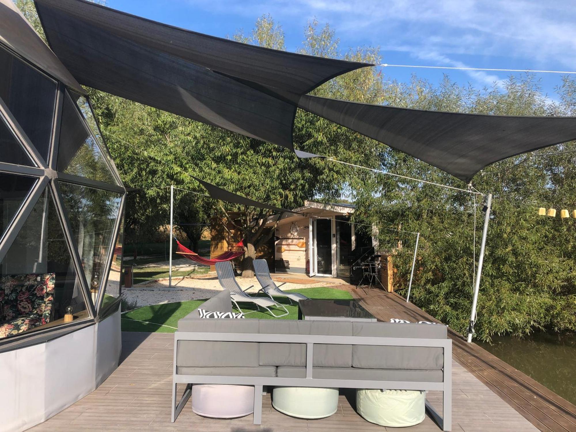 Domeglamping At Fishinglake Ságvár Zewnętrze zdjęcie