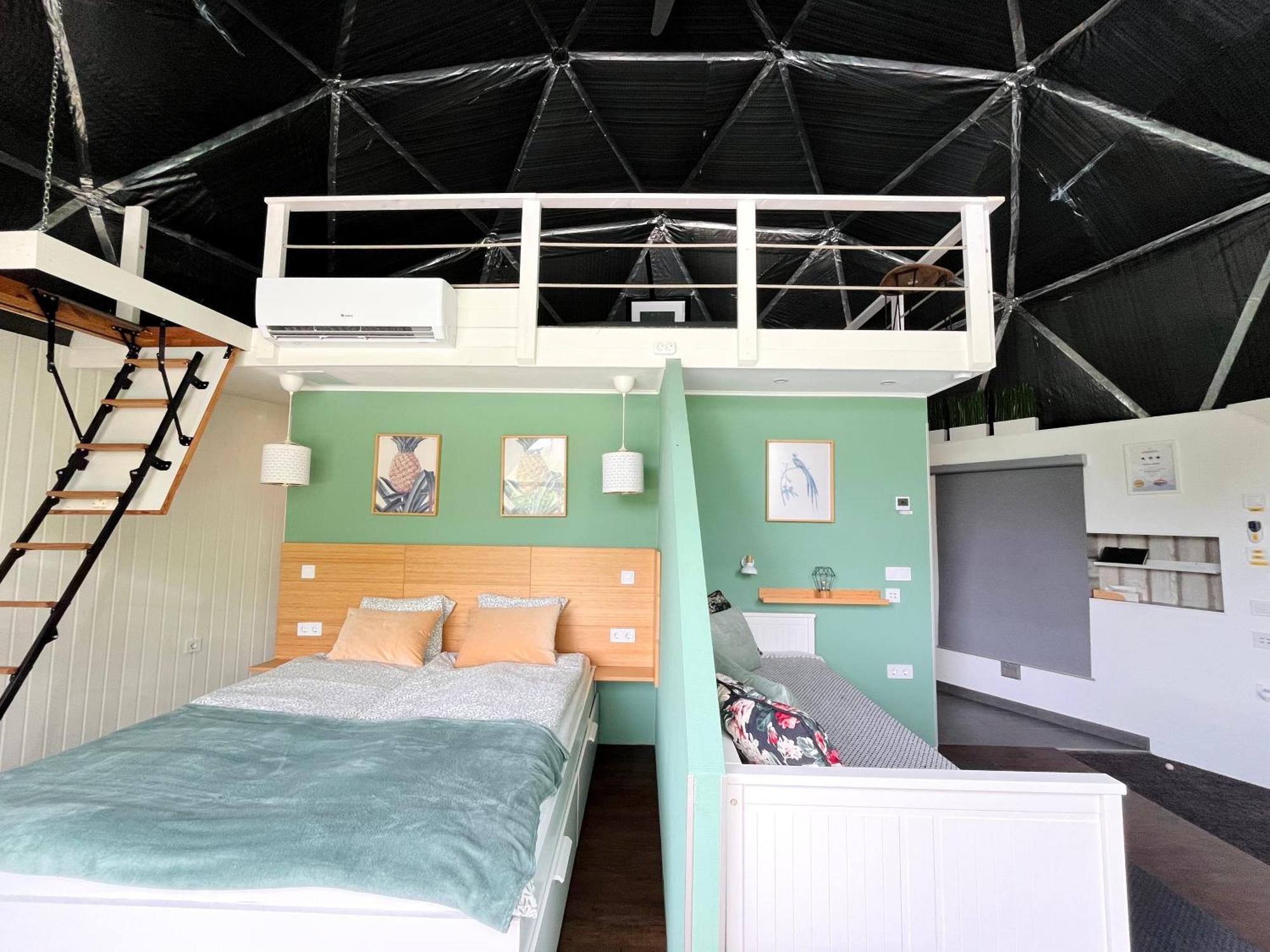 Domeglamping At Fishinglake Ságvár Zewnętrze zdjęcie