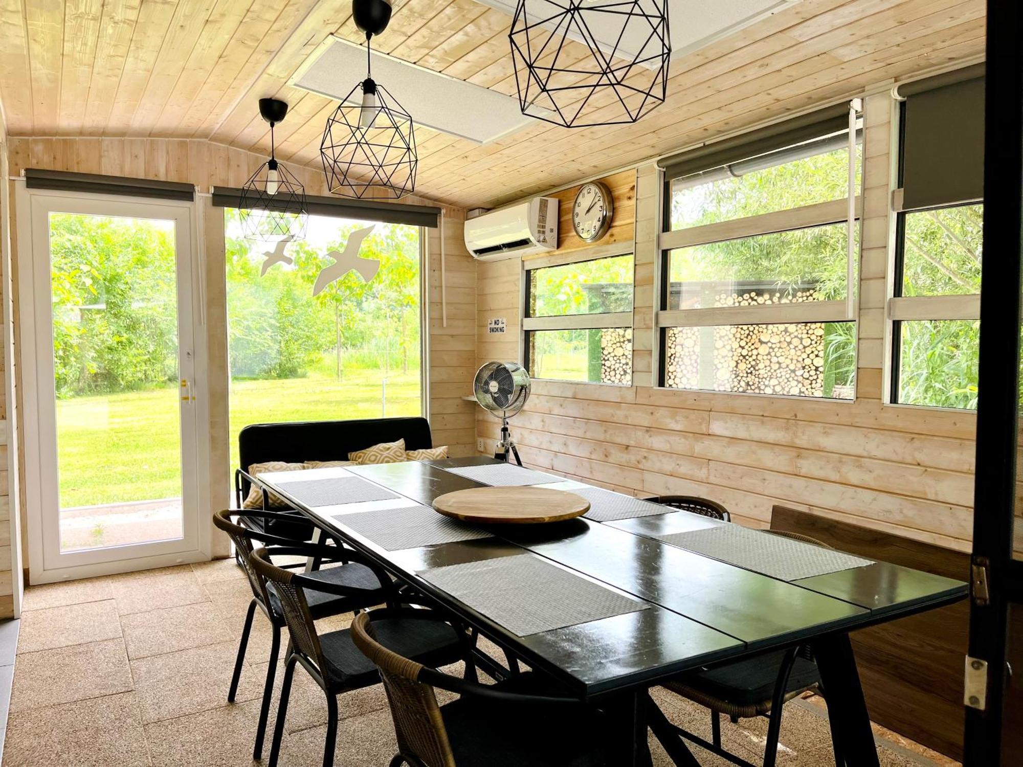 Domeglamping At Fishinglake Ságvár Zewnętrze zdjęcie